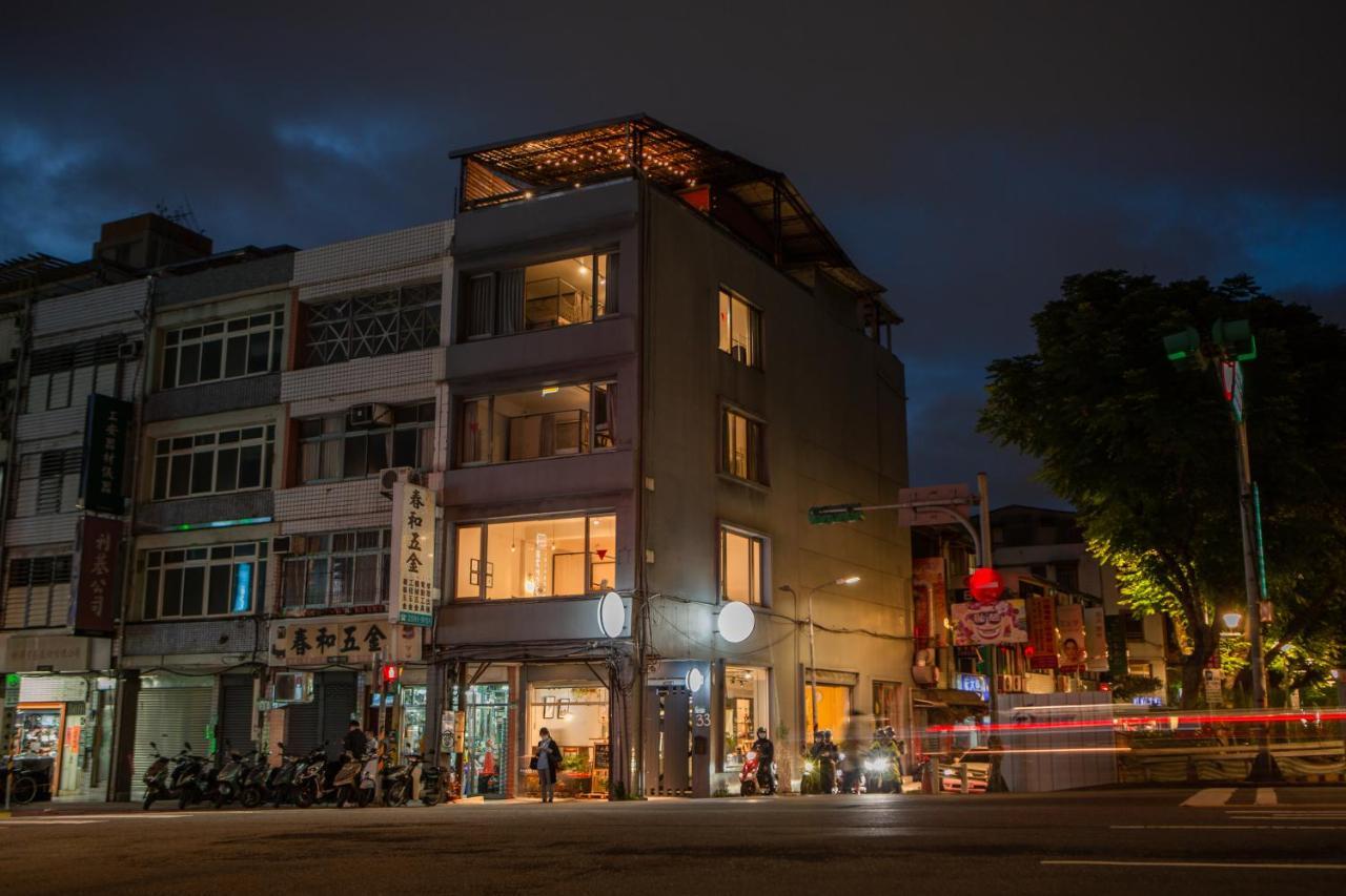 Corner Hostel & Cafe Taipei Extérieur photo