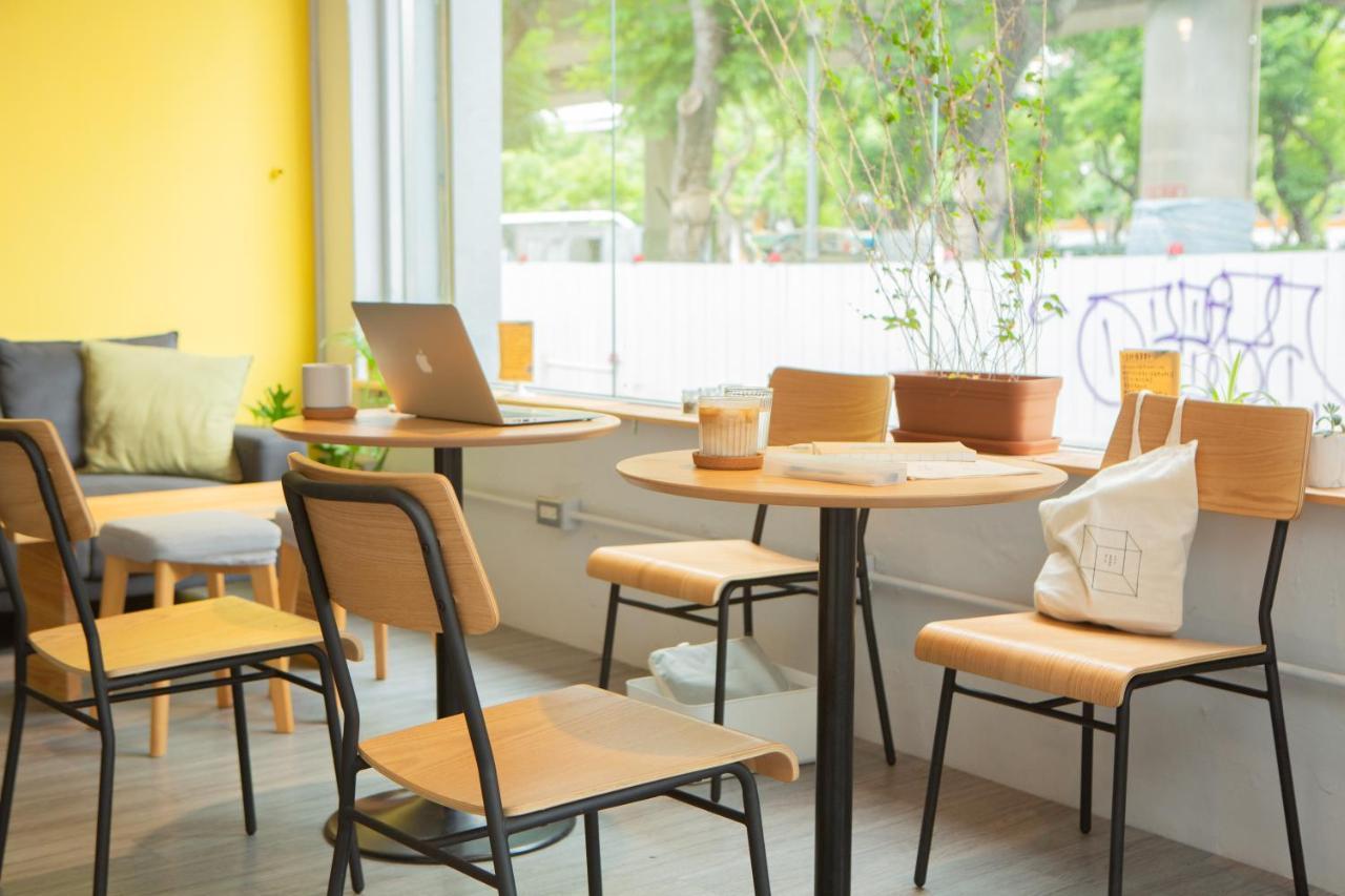 Corner Hostel & Cafe Taipei Extérieur photo